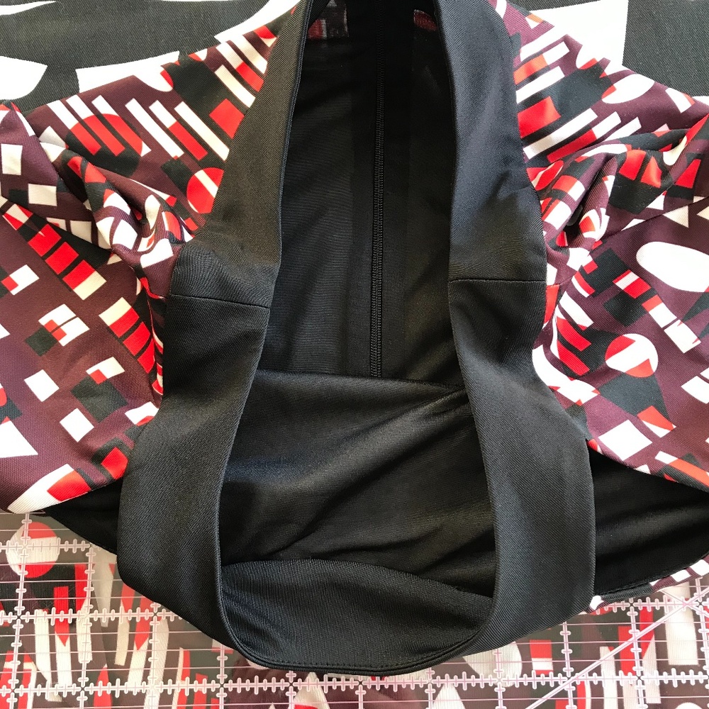 Jete Plus Size Red Brown Black Geometric Dress 2X - Picture 12 of 12